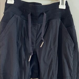 Lululemon studio dance pant slim leg size 2